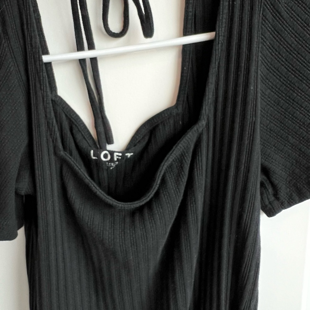 Short sleeve tie back blouse